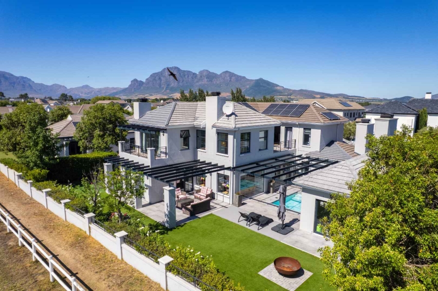 4 Bedroom Property for Sale in Val De Vie Estate Western Cape